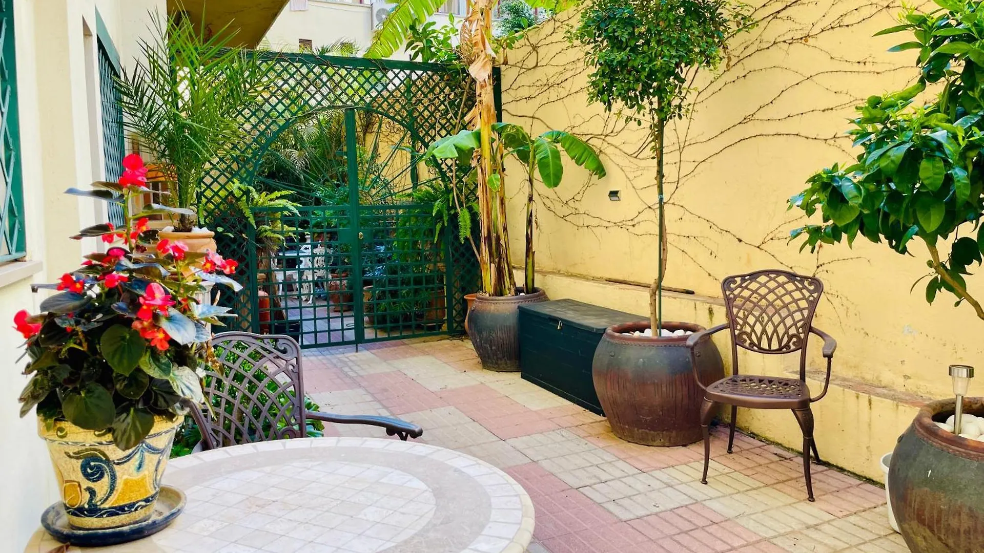 La Pimentera Central Apartments - Con Patio Privado Marbella Spanien